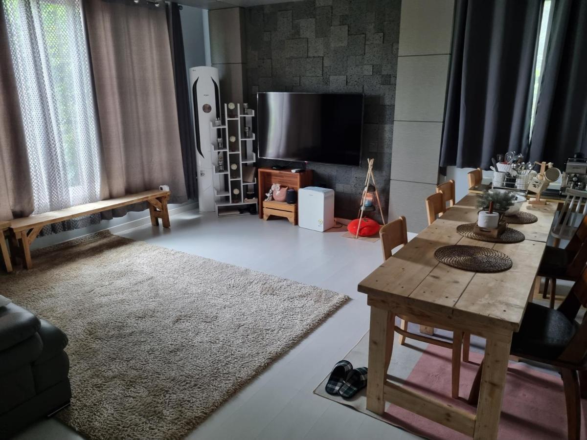 Gashi Sarang Panzió Szogüpho Kültér fotó
