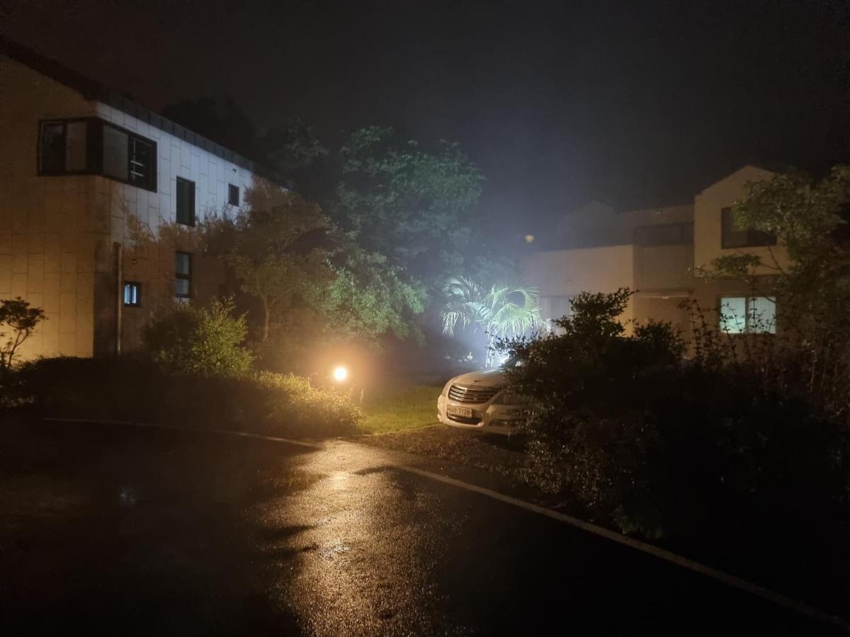 Gashi Sarang Panzió Szogüpho Kültér fotó
